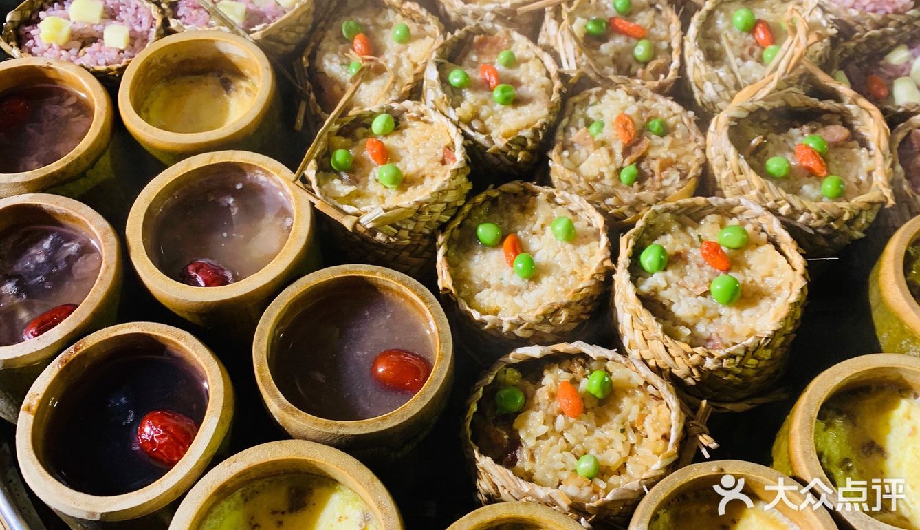 想和你在丽江的街头走一走