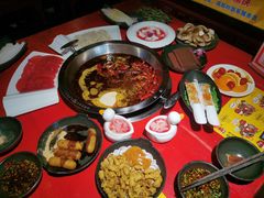 -谭鸭血老火锅(万象九宜城店)
