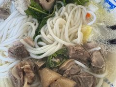 -小倪羊肉米线馆