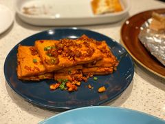 石屏豆腐-半山腰·云南菜(侨福芳草地店)