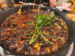 -鸿顺老铁锅美蛙鱼府(解放碑店)