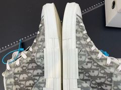 -爱革·洗衣改衣·洗鞋修鞋·洗包修包·奢侈品护理(宝地广场店)