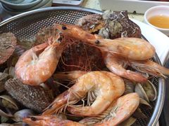 蒸好的大虾新鲜美味-船梆煮•蒸汽海鲜·炉火烤肉(五四广场店)