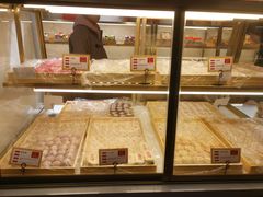 面包甜点陈列柜-清真全盛斋传统糕点(高新中大店)