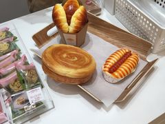 黄金热狗-好利来(曲江龙湖店)