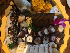 -老牌坊云南鱼豆花火锅(爱建店)