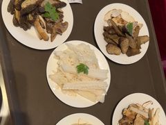 -天宜隆蘑菇宴火锅(石景山旗舰店)