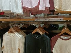 -优衣库(石家庄裕华万达广场店)