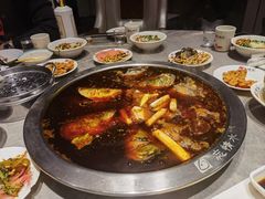 -忘情水鱼头·鲜鱼火锅(滨江中路店)