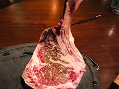 -恰餐厅及酒吧 CHAR Bar & Grill (北京丽都皇冠假日店)