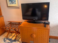 -武汉五月花大酒店(武昌火车站中南路地铁站店)