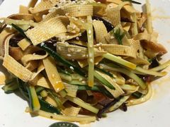 -丽伟的串·烧烤·砂锅(芝麻街店)