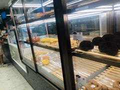 面包甜点陈列柜-奈雪的茶(永嘉天地东百城店)