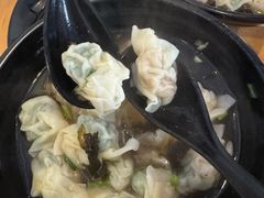 -真真鲜馄饨店(启蒙路店)