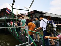 摆渡码头tien-MUG JEE