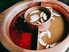 -滇釜火锅·能喝汤的火锅(车公庄店)