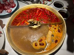 -小龙翻大江文化火锅(宽窄店)