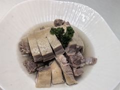 -梅花香里大酒店(郁金香路店)