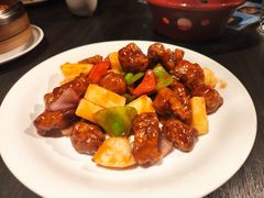凤梨咕噜肉-鹊玥·粤菜小馆(汇智国际商业中心店)