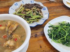 -始兴县农家小院餐馆