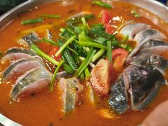 -亮欢寨酸汤鱼(沙冲路店)