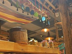 -老牌坊云南鱼豆花火锅(爱建店)