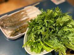 -邹开喜·小海鲜醉鸡煲·潮汕鲜切牛肉店(襄阳北路店)