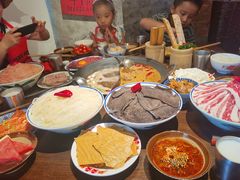 -萍姐火锅·公路夜市(武汉首店)