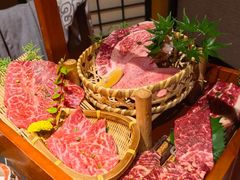 -山川小町·极番烧肉(新地假日广场店)