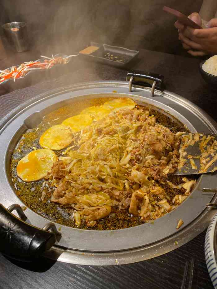 东北人烤肉之火石肉堂(宝丰街总店)-"周末中午和闺蜜约了去武广,刚好