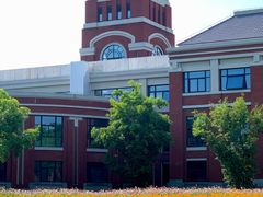 -华东政法大学(松江校区)