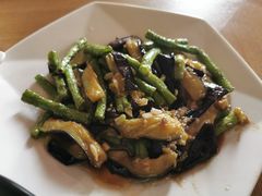 -樱㳊音乐餐酒吧