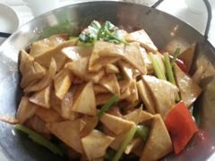 干锅千页豆-金蝉食府(维吉奥广场店)