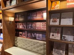 -半山书局(新世纪商城店)