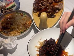 -八府香鸭·啫啫煲(华山路店)