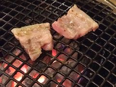 -焼肉まんぐう