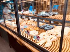 -焙丽拾光(麦凯乐直营店)