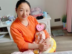 -爱的果实月嫂育婴师(世纪东方店)