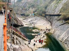 -燕子河大峡谷天坑仙境