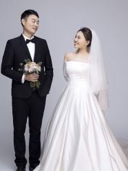 -纪梵希婚纱摄影(青岛店)