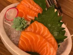 三文鱼刺身-桃太郎寿司料理(南坪店)