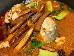 -山河屯铁锅炖·非遗铁锅炖(华强北店)