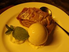 德国苹果蛋糕配香草冰激凌-宝莱纳餐厅(滨江店)