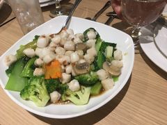 扇贝炒西兰花-Isla Sugbu Seafood City