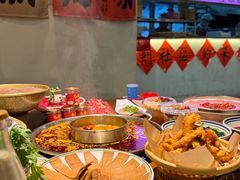 -巴隆门重庆老火锅(太湖路店)