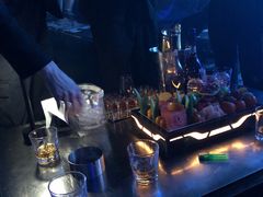 -简奥斯汀·赫本酒吧