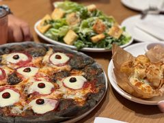 -城市大道红炉披萨烘焙坊