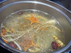 鲜人参锅底-千岛蚝高压锅生蚝·人参火锅(白云万达店)