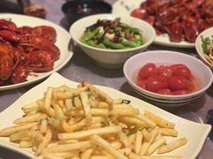 -巴厘龙虾·榜首油焖大虾(音乐学院·沿江酒馆店)