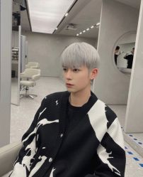 -川和潮人